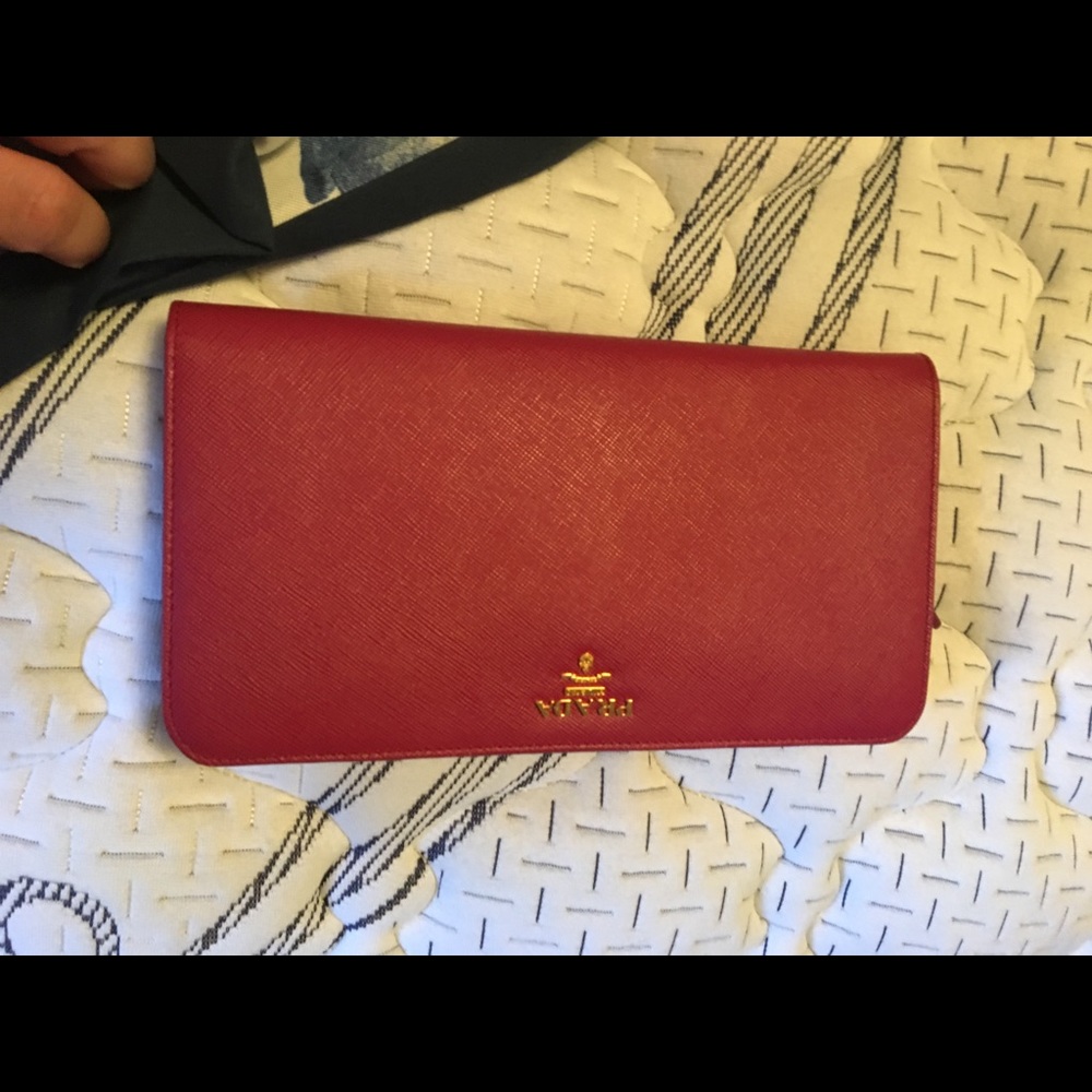 Wallet Prada new